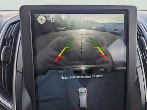 Used 2022 Ford Edge SEL image 17