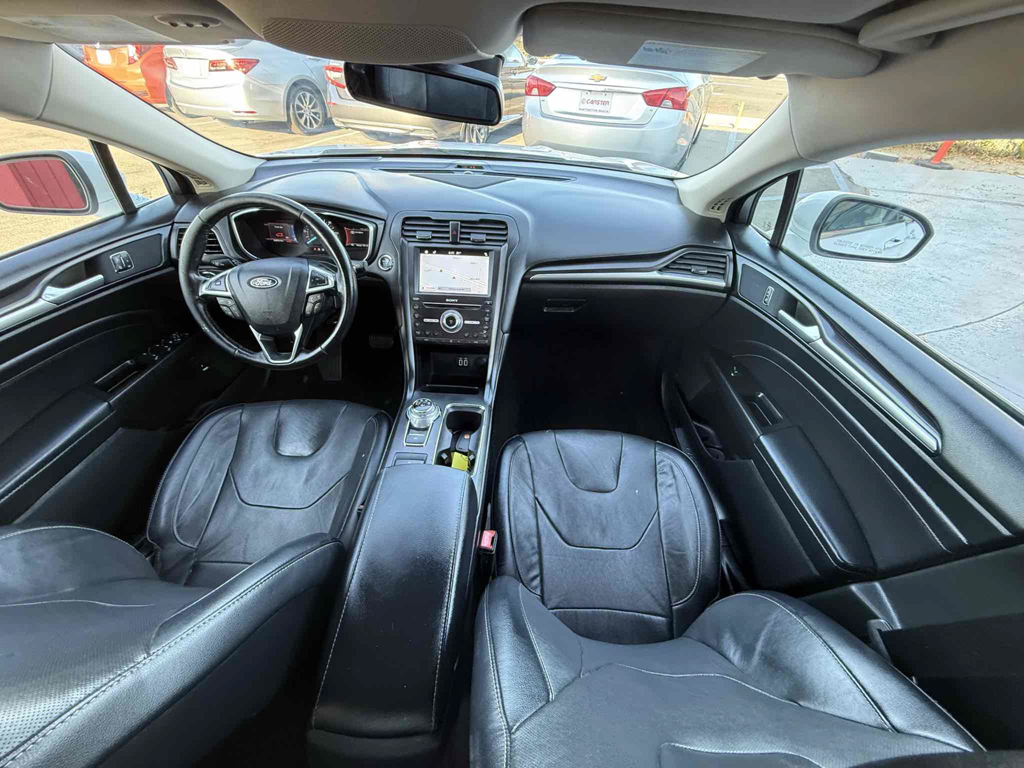 Used 2019 Ford Fusion Energi Titanium FWD image 8