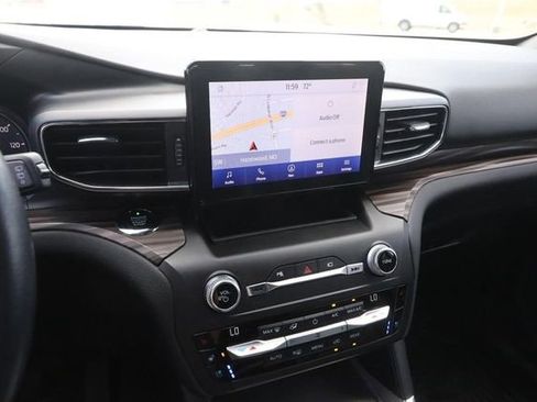 Used 2020 Ford Explorer Limited w/ Class III Trailer Tow Package image 17