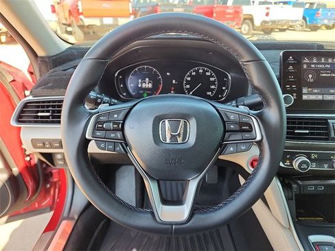 Used 2021 Honda Accord Touring image 17