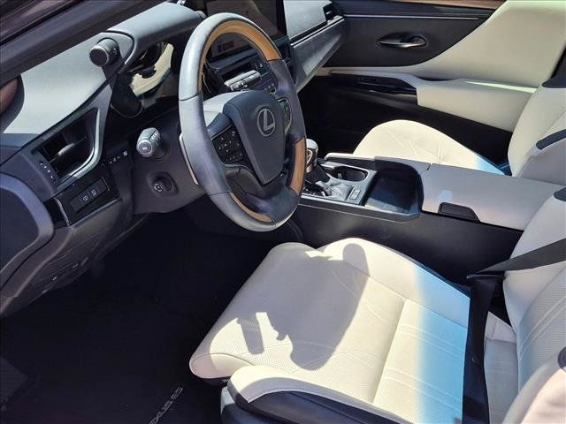 Used 2025 Lexus ES 300h w/ Technology Package FWD image 14
