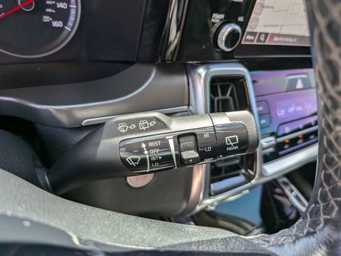 Certified 2022 Kia Sorento SX AWD/4WD image 37