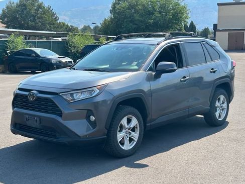 Used 2021 Toyota RAV4 XLE AWD/4WD image 8