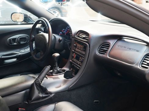 Used 2004 Chevrolet Corvette Z06 RWD image 40