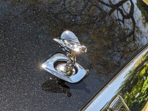 Certified 2024 Rolls-Royce Spectre w/ Spectre Launch Package image 15