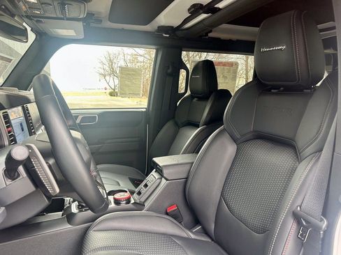 New 2025 Ford Bronco Raptor w/ Interior Carbon Fiber Pack image 10