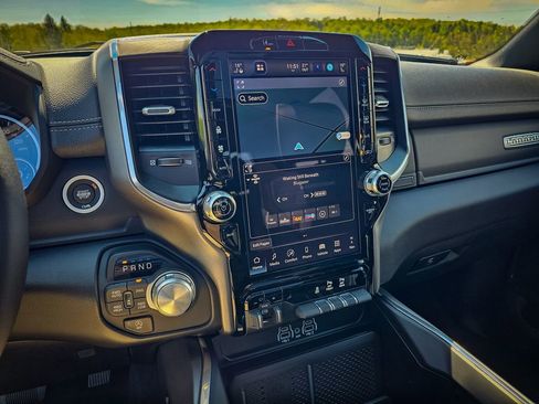 New 2026 RAM 1500 Laramie AWD/4WD image 23