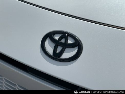 Used 2026 Toyota Camry XSE w/ Premium Package image 33