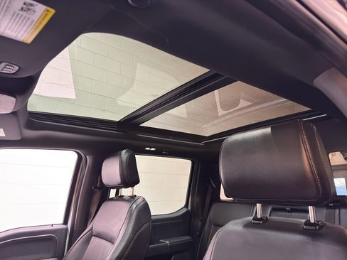 Used 2025 Ford F150 Lariat image 37