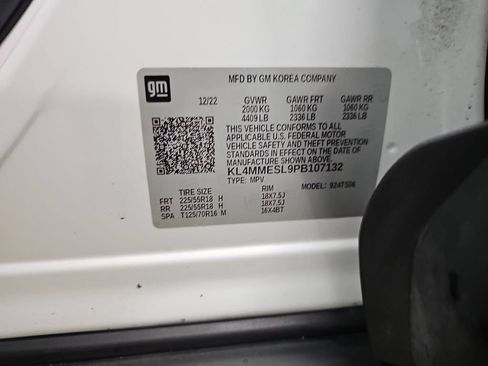 Used 2023 Buick Encore GX Select w/ Safety Package II AWD/4WD image 35