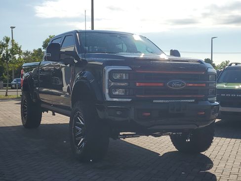 New 2025 Ford F250 Lariat w/ Lariat Ultimate Package image 3