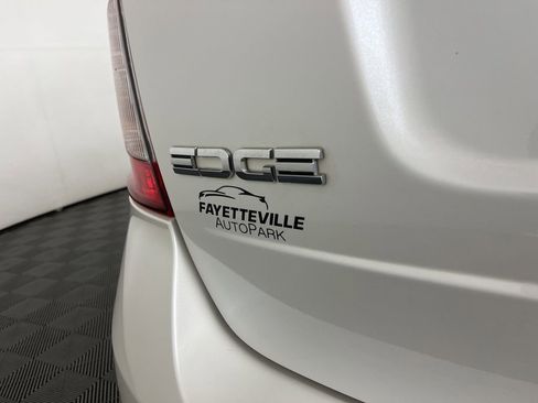Used 2014 Ford Edge Limited w/ Equipment Group 302A image 3