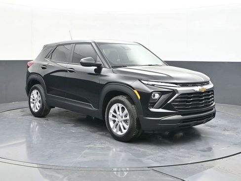 New 2026 Chevrolet TrailBlazer LS w/ LS Convenience Package FWD image 21