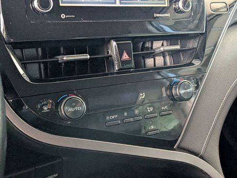 Certified 2023 Toyota Camry SE image 21