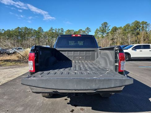 Used 2024 RAM 2500 Big Horn w/ Bed Utility Group image 17