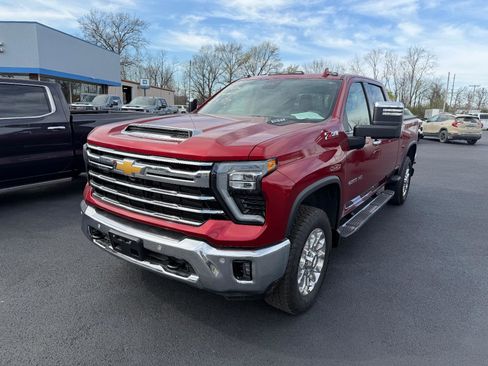 Used 2025 Chevrolet Silverado 2500 LTZ w/ LTZ Plus Package image 1