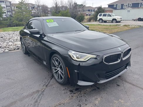 Used 2024 BMW 230i Coupe w/ Premium Package image 8
