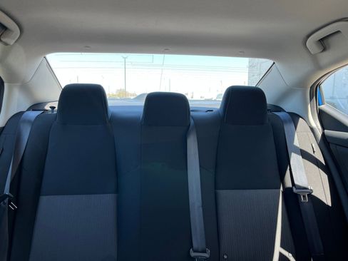 Used 2025 Nissan Sentra SV image 37