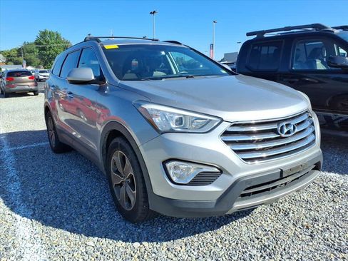 Used 2016 Hyundai Santa Fe SE AWD/4WD image 12