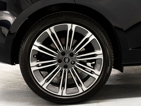 Used 2023 Land Rover Range Rover SE image 11