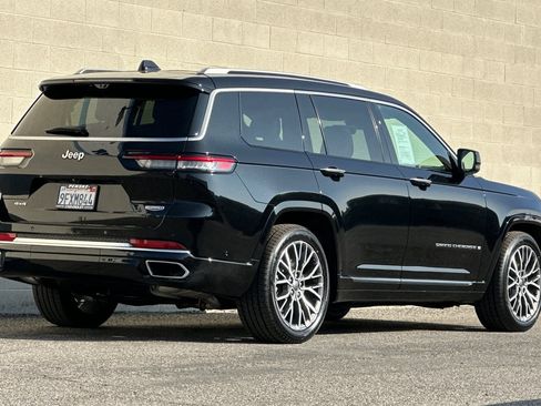 Used 2023 Jeep Grand Cherokee L Summit image 4