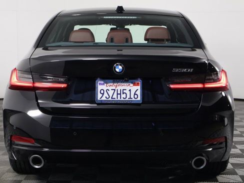 Used 2025 BMW 330i Sedan w/ Premium Package image 5