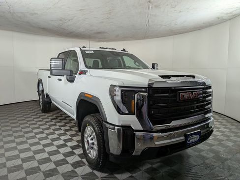 New 2026 GMC Sierra 2500 Pro w/ 1SA Pro Safety Plus Package AWD/4WD image 5