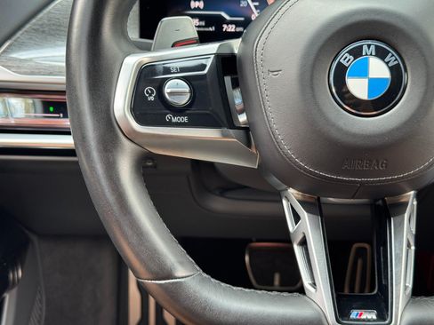 Used 2023 BMW 740i w/ Parking Assistance Package RWD image 22