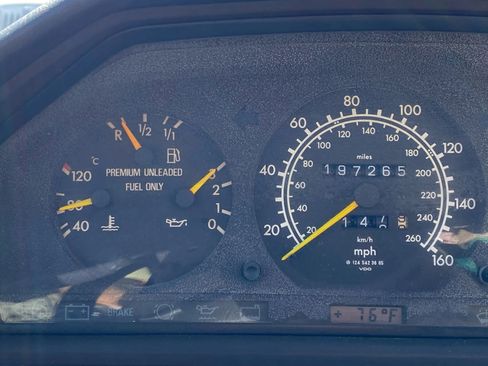 Used 1995 Mercedes-Benz E 320 Wagon image 25