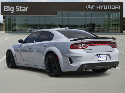 Used 2022 Dodge Charger Scat Pack image 3