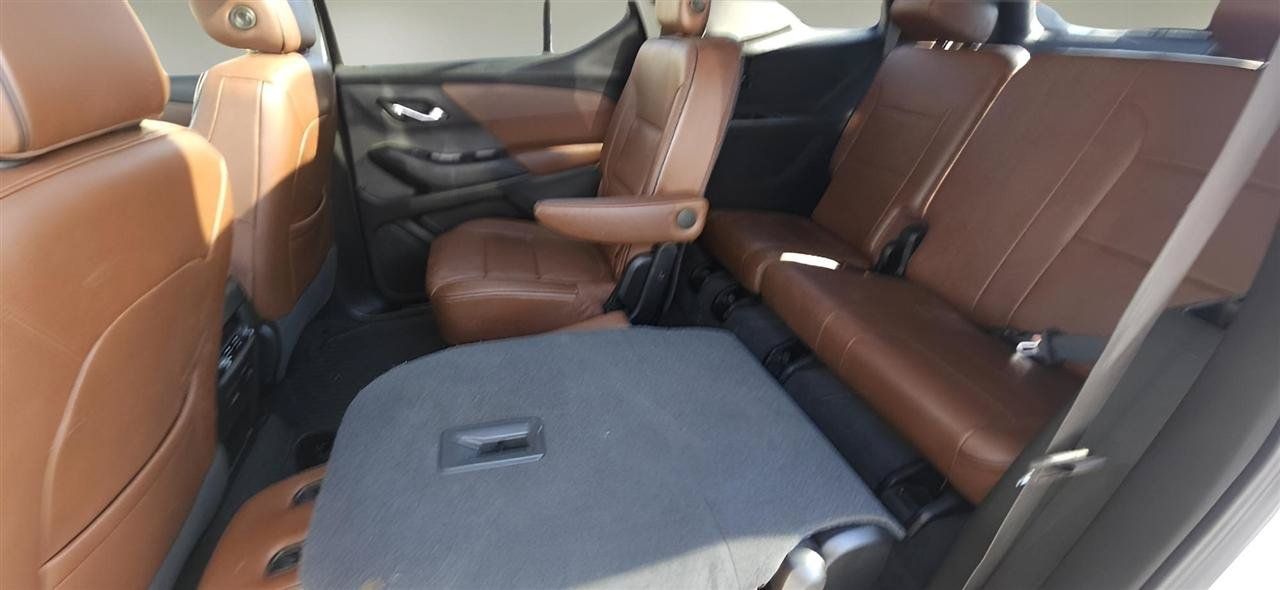 Used 2018 Chevrolet Traverse High Country AWD/4WD image 25