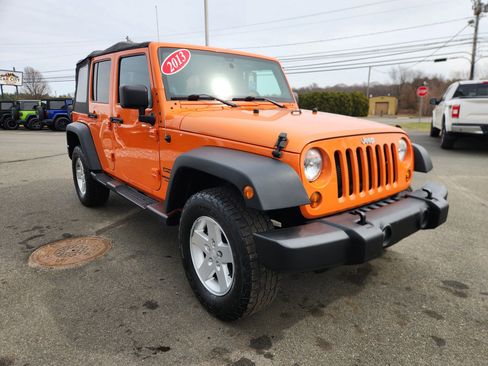 Used 2013 Jeep Wrangler Unlimited Sport image 21