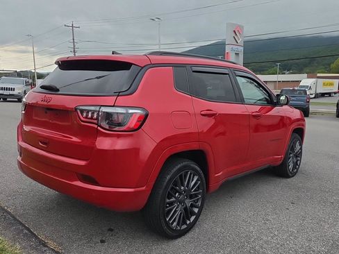 Used 2023 Jeep Compass Limited AWD/4WD image 3