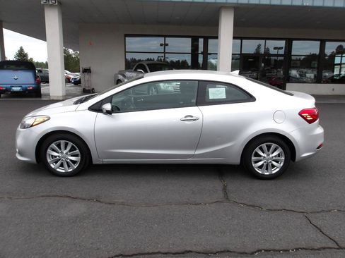 Used 2014 Kia Forte Koup EX FWD image 2