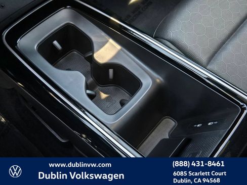 Used 2023 Volkswagen ID.4 Pro S RWD image 18