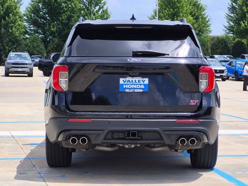 Used 2023 Ford Explorer ST w/ Equipment Group 401A AWD/4WD image 7