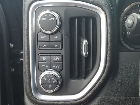 Used 2022 GMC Sierra 2500 Denali image 27