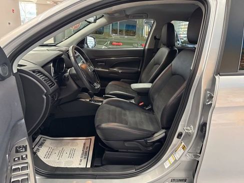 Used 2024 Mitsubishi Outlander Sport SE image 22