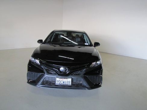 Used 2023 Toyota Camry SE image 25