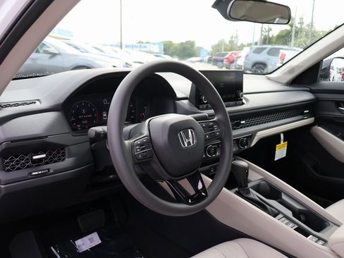 New 2025 Honda Accord SE image 13