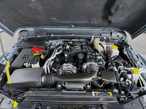 Used 2024 Jeep Wrangler Rubicon image 27