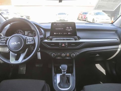 Used 2023 Kia Forte LXS image 13