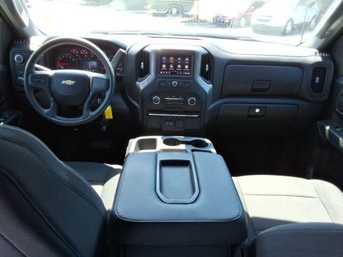 Certified 2022 Chevrolet Silverado 2500 Custom w/ Infotainment Package AWD/4WD image 20
