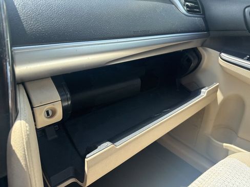 Used 2012 Toyota Camry LE FWD image 16