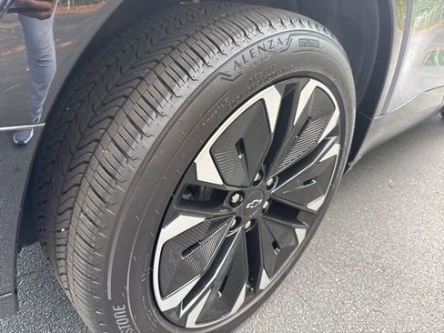 Used 2025 Chevrolet Blazer EV RS image 33