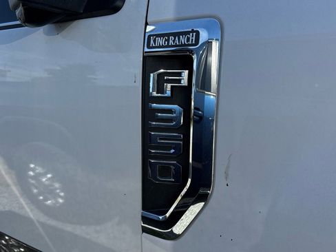 Used 2018 Ford F350 King Ranch w/ King Ranch Ultimate Package AWD/4WD image 4