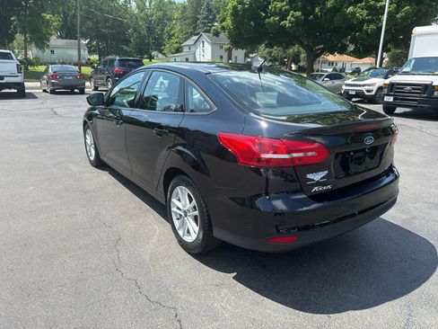 Used 2018 Ford Focus SE image 5