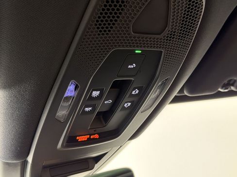 Certified 2025 Porsche Cayenne AWD/4WD image 30