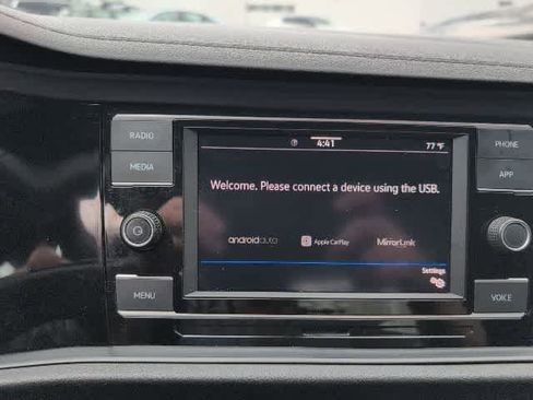 Used 2023 Volkswagen Jetta Sport image 14