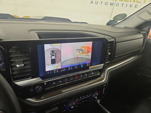 Certified 2022 Chevrolet Silverado 1500 LT Trail Boss w/ LT Trail Boss Premium Package image 21